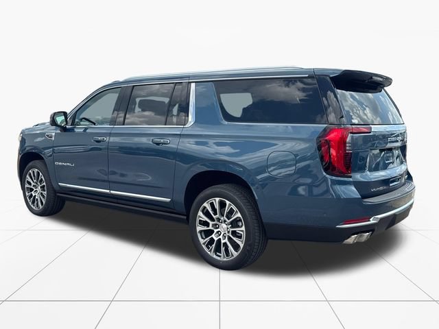 New 2026 GMC Yukon XL Denali w/ Denali Reserve Package AWD/4WD image 3