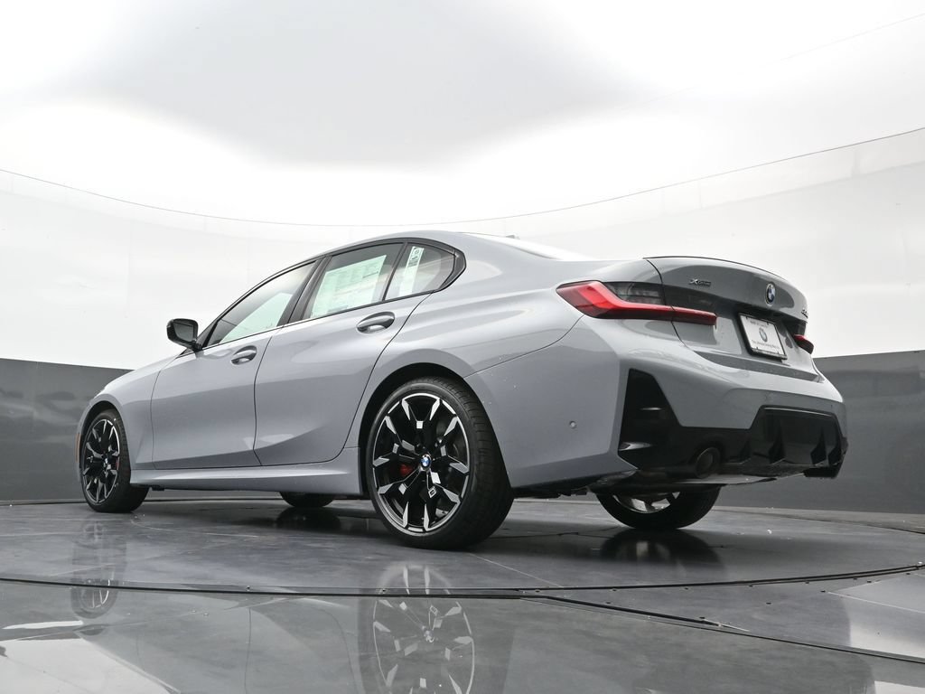 New 2026 BMW 330i xDrive Sedan w/ M Sport Package AWD/4WD image 26