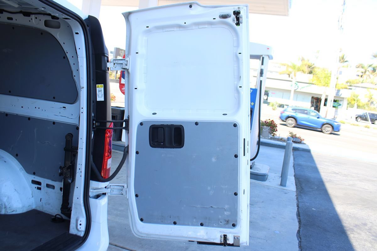 Used 2022 Mercedes-Benz Metris image 28