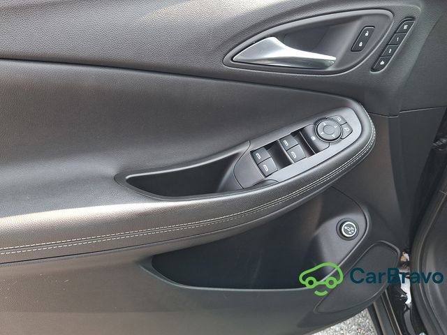 Certified 2023 Buick Encore GX Essence w/ Experience Buick Package FWD image 12