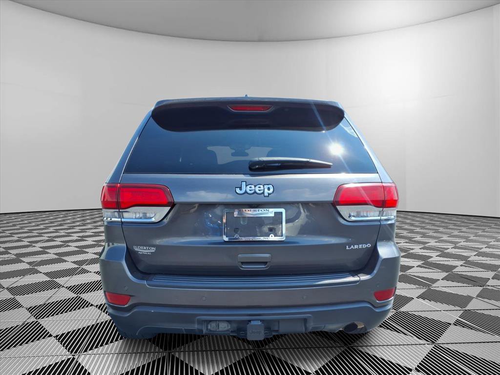 Used 2021 Jeep Grand Cherokee Laredo RWD image 28