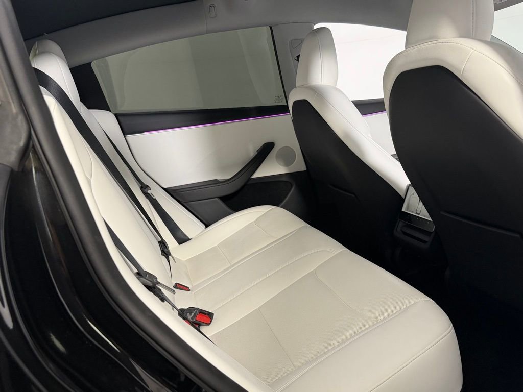Used 2025 Tesla Model 3 Long Range image 31