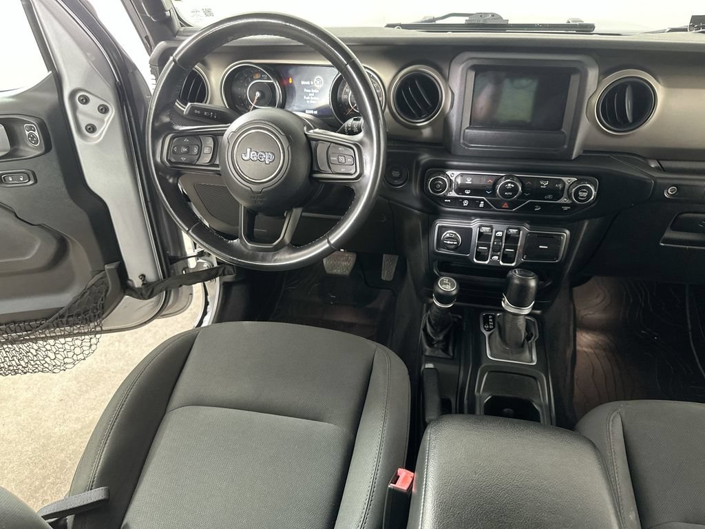Used 2018 Jeep Wrangler Unlimited Sport S AWD/4WD image 17