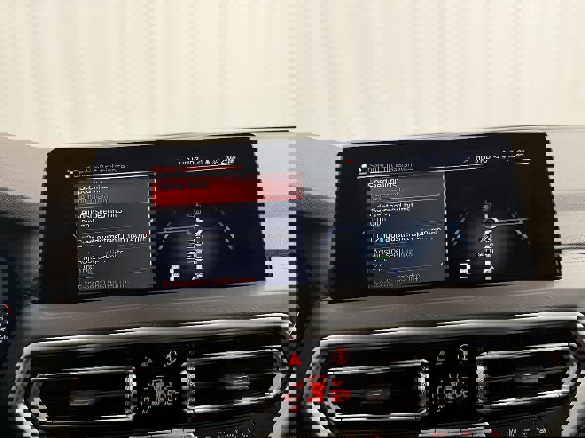 Used 2024 BMW X3 xDrive30i image 18