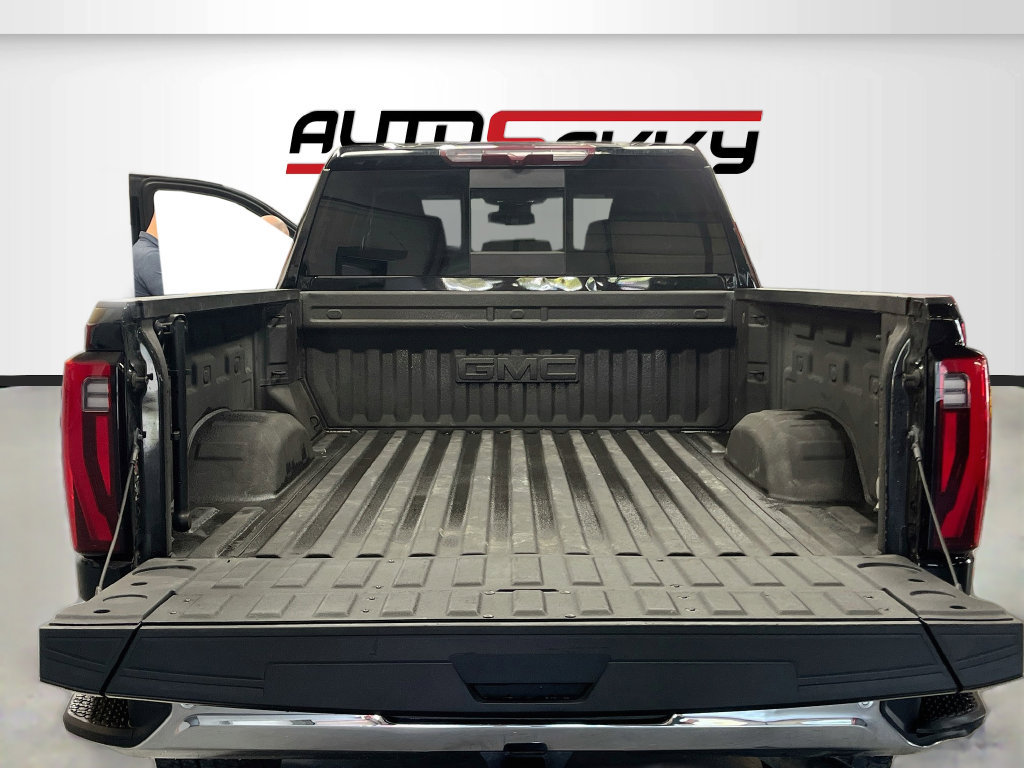 Used 2024 GMC Sierra 2500 SLT w/ SLT Premium Package AWD/4WD image 28