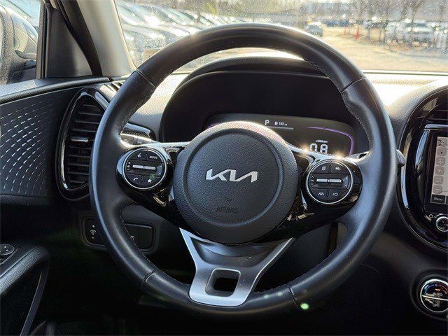 Used 2023 Kia Soul EX image 9