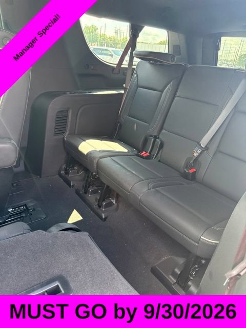 Used 2025 Chevrolet Suburban Premier w/ Sun And Tow Package AWD/4WD image 16