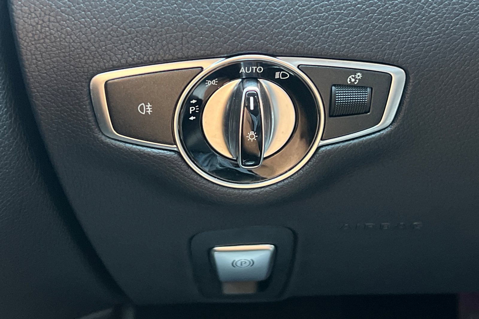 Certified 2019 Mercedes-Benz E 300 image 32