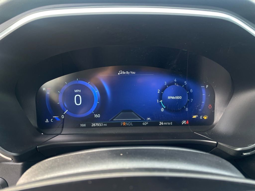 Used 2022 Ford Escape Titanium w/ Class II Trailer Tow Package image 17