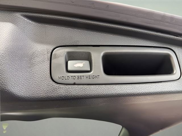 Used 2018 Honda CR-V Touring image 38