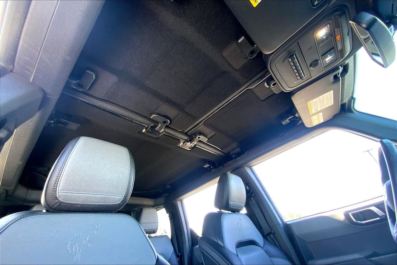 Used 2024 Ford Bronco Everglades image 13