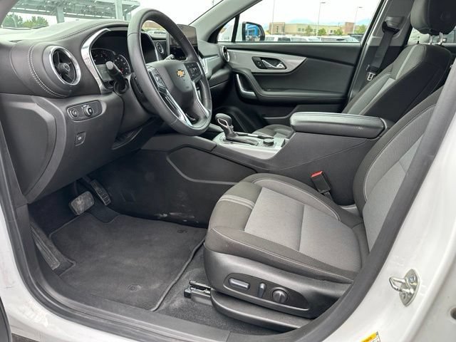 Certified 2025 Chevrolet Blazer LT AWD/4WD image 13