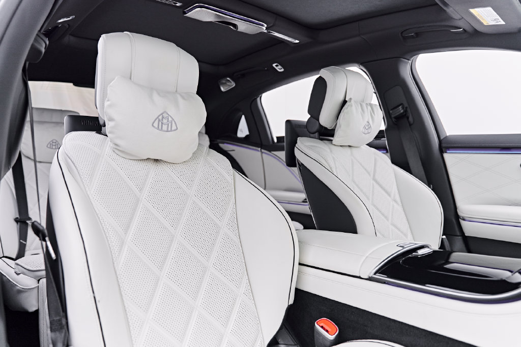 Used 2026 Mercedes-Benz Maybach S 580 4MATIC image 41