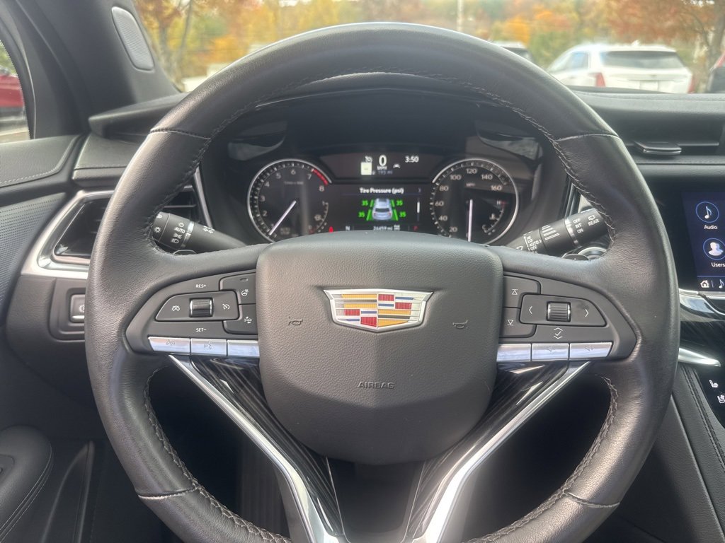Certified 2025 Cadillac XT6 Premium Luxury image 25