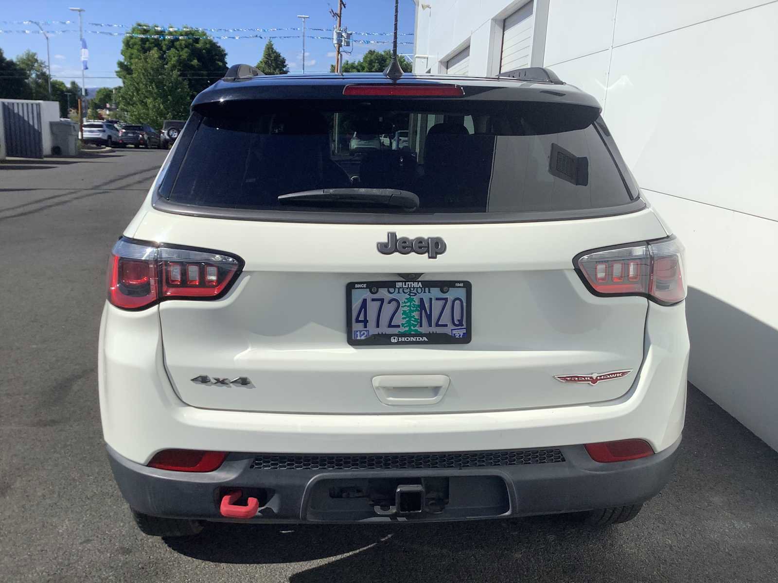 Used 2018 Jeep Compass Trailhawk w/ Leather Interior Group AWD/4WD image 5