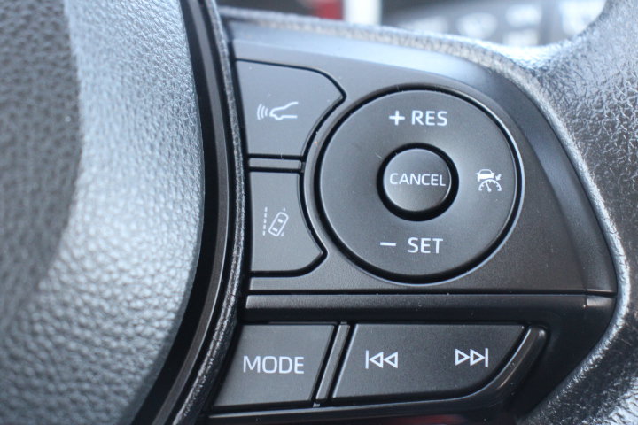 Certified 2025 Toyota RAV4 LE AWD/4WD image 24