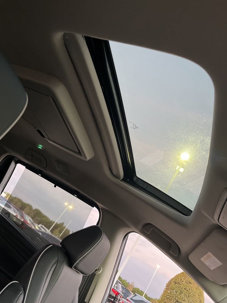 Certified 2026 Honda Odyssey Touring image 30