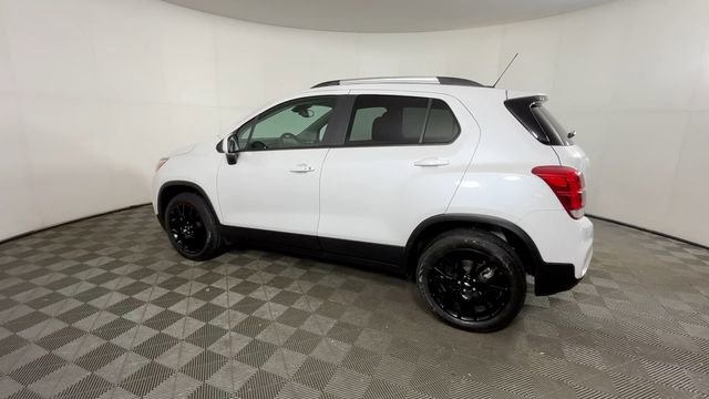 Used 2022 Chevrolet Trax LT w/ Driver Confidence Package AWD/4WD image 10