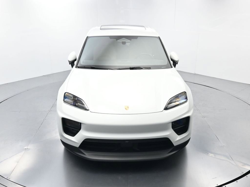 Certified 2025 Porsche Macan 4 Electric image 42