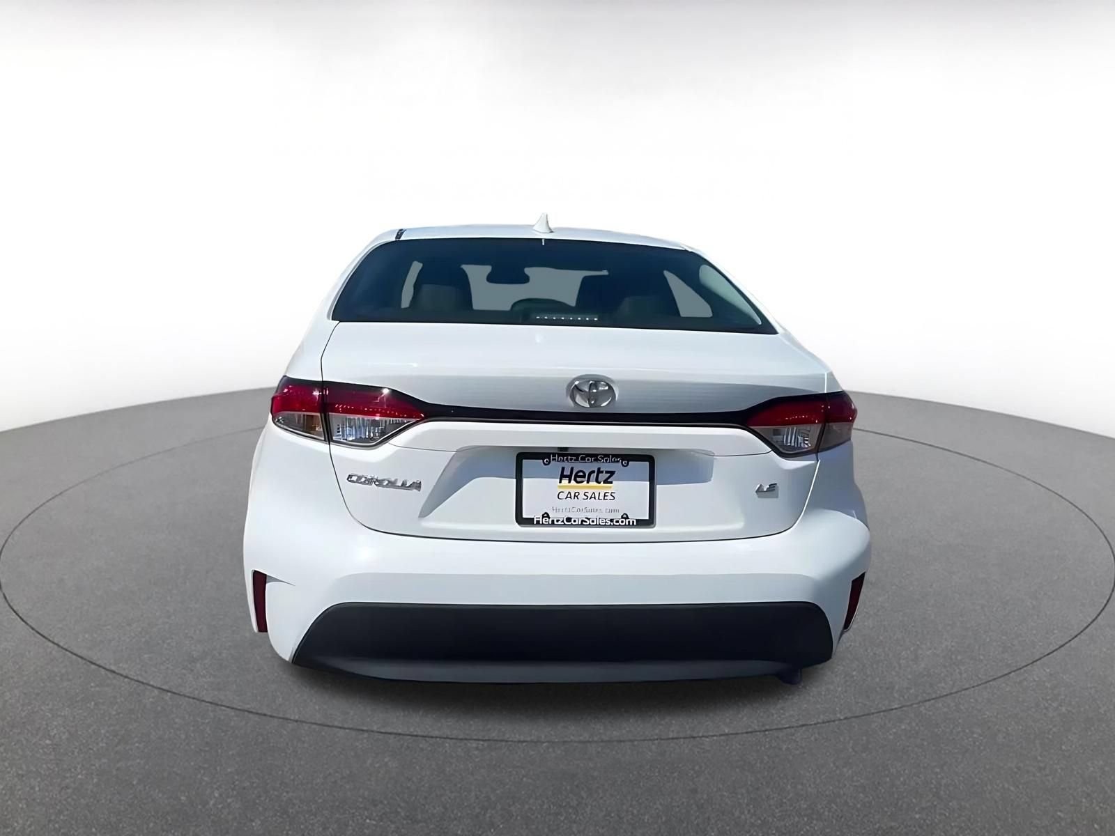 Used 2025 Toyota Corolla LE FWD image 12