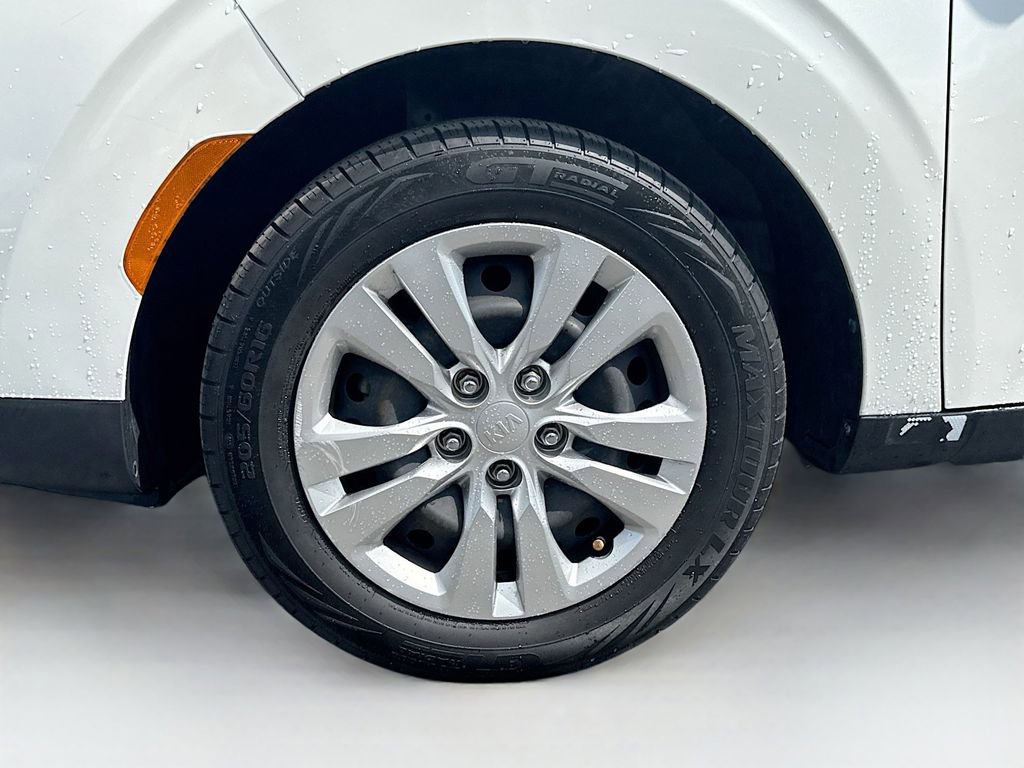 Used 2020 Kia Soul LX FWD image 28