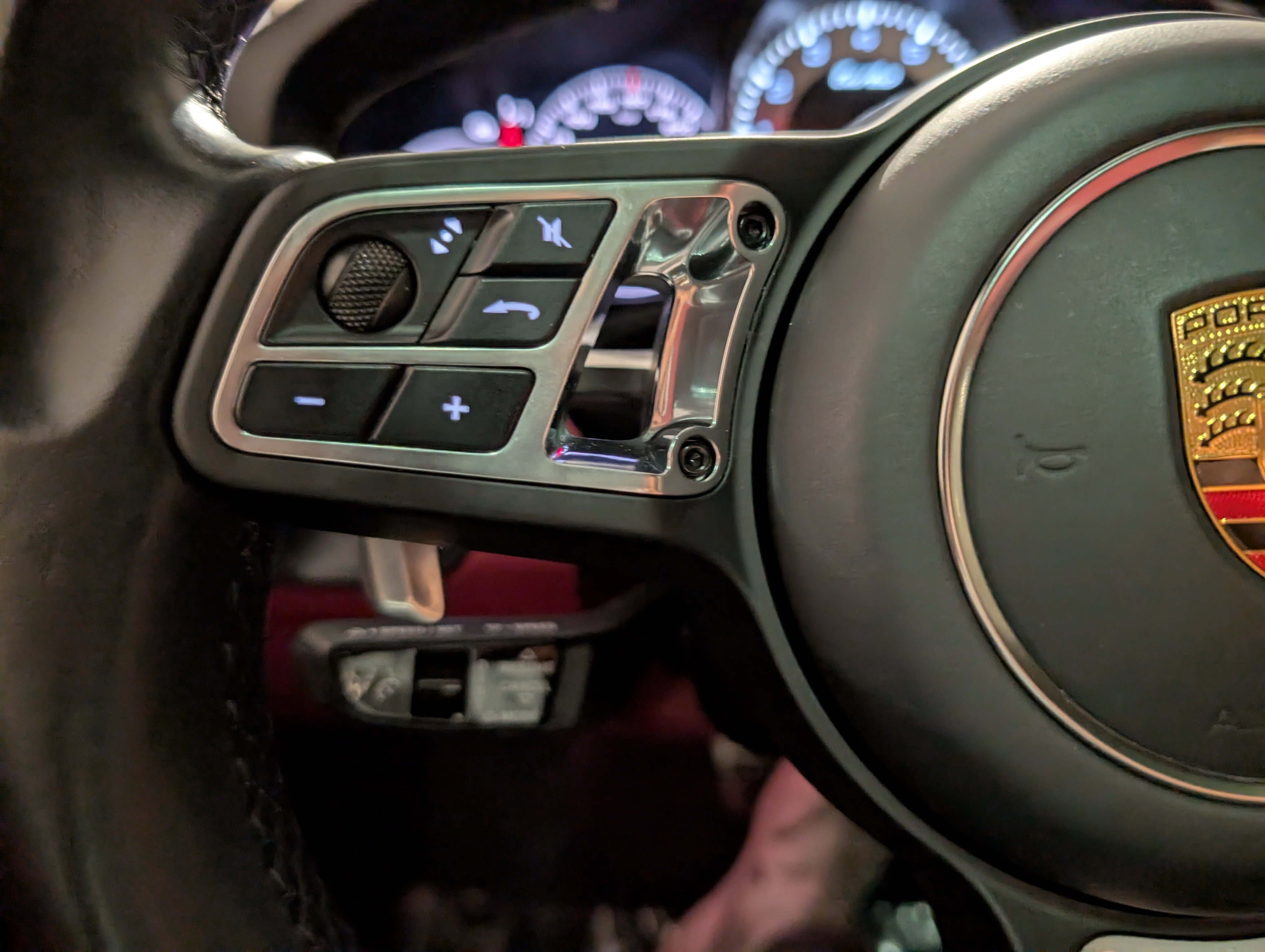 Certified 2022 Porsche Cayenne Turbo image 25