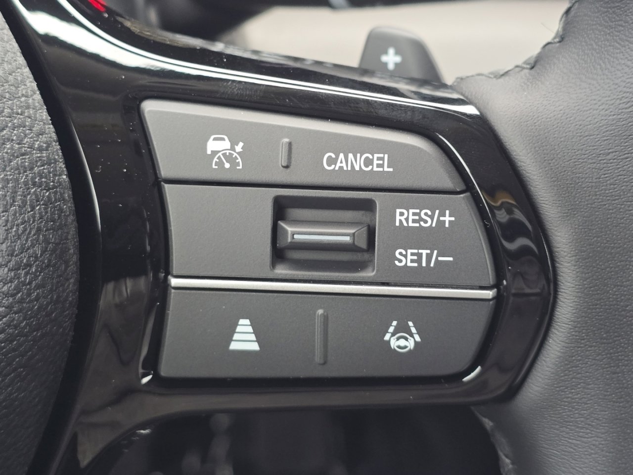 New 2025 Honda Pilot EX-L image 30