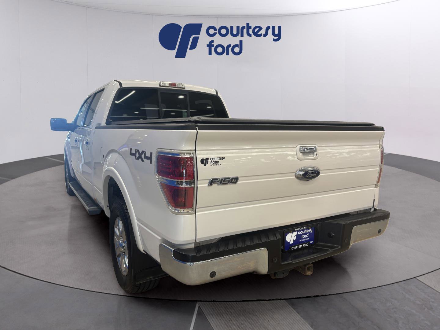 Used 2014 Ford F150 Lariat w/ Lariat Chrome Package image 5