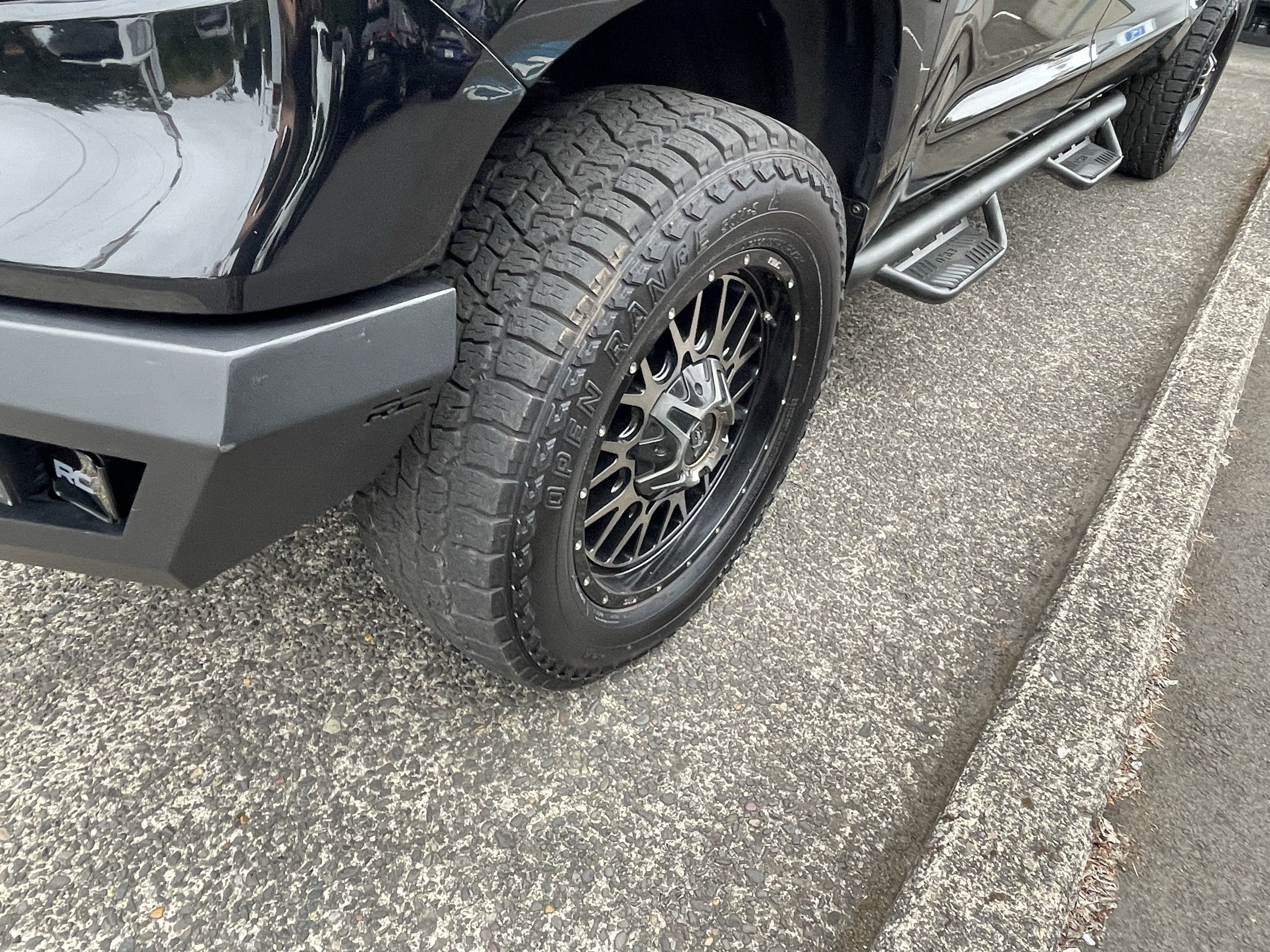 Certified 2019 Toyota Tundra Platinum AWD/4WD image 10