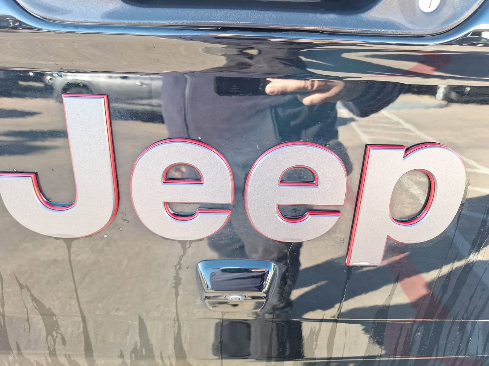 Used 2021 Jeep Gladiator Rubicon image 12