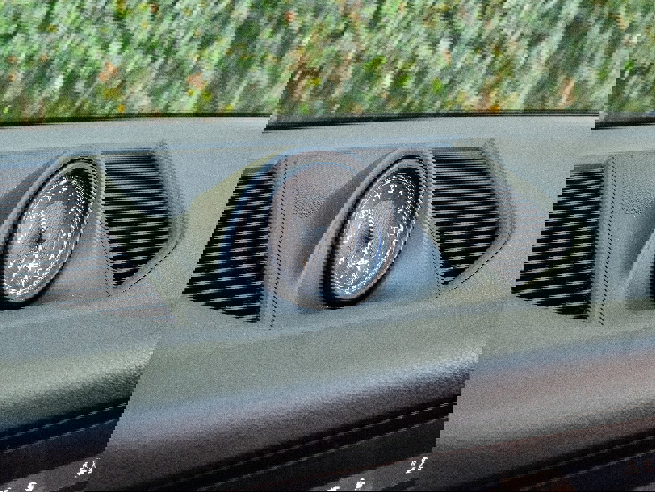 Used 2024 Porsche Macan image 25