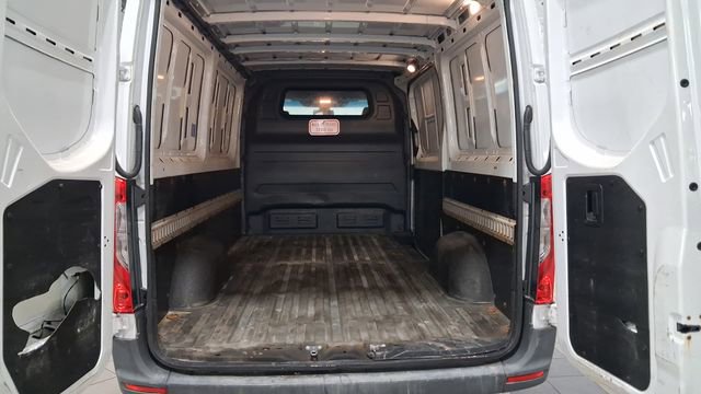 Used 2024 Mercedes-Benz Sprinter 2500 image 21