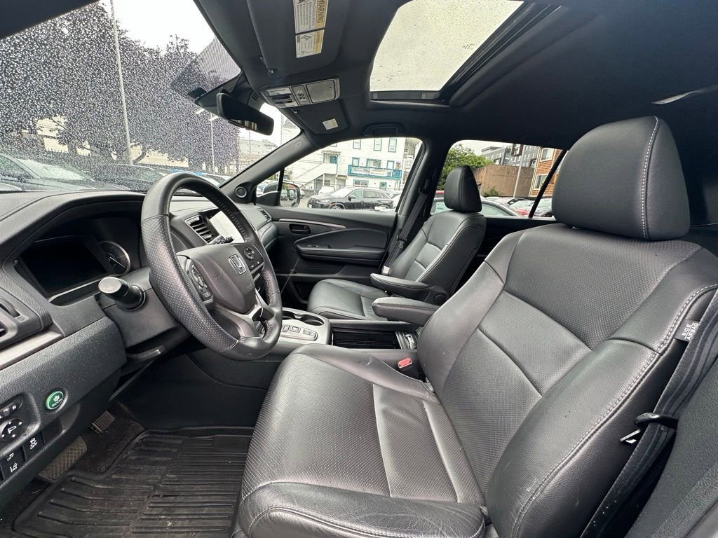 Used 2023 Honda Passport EX-L image 12