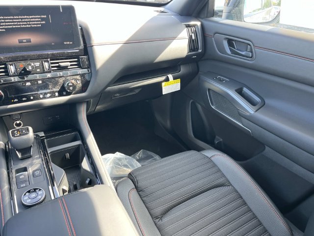 New 2026 Nissan Pathfinder Rock Creek AWD/4WD image 15