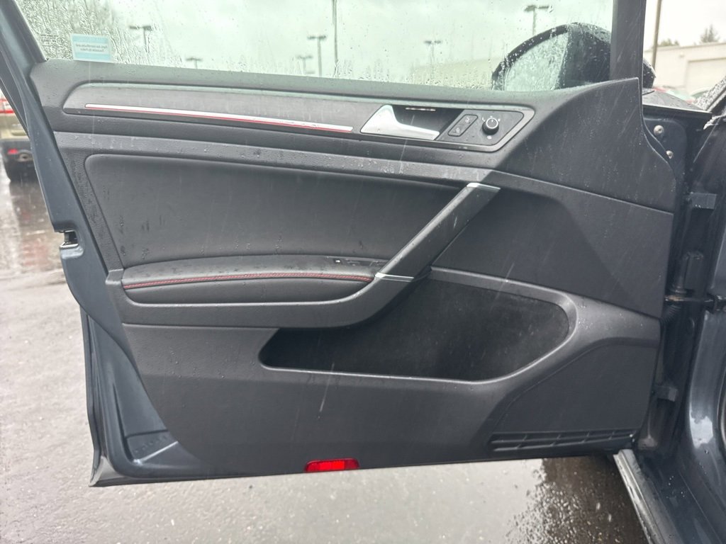 Used 2021 Volkswagen GTI Autobahn image 11