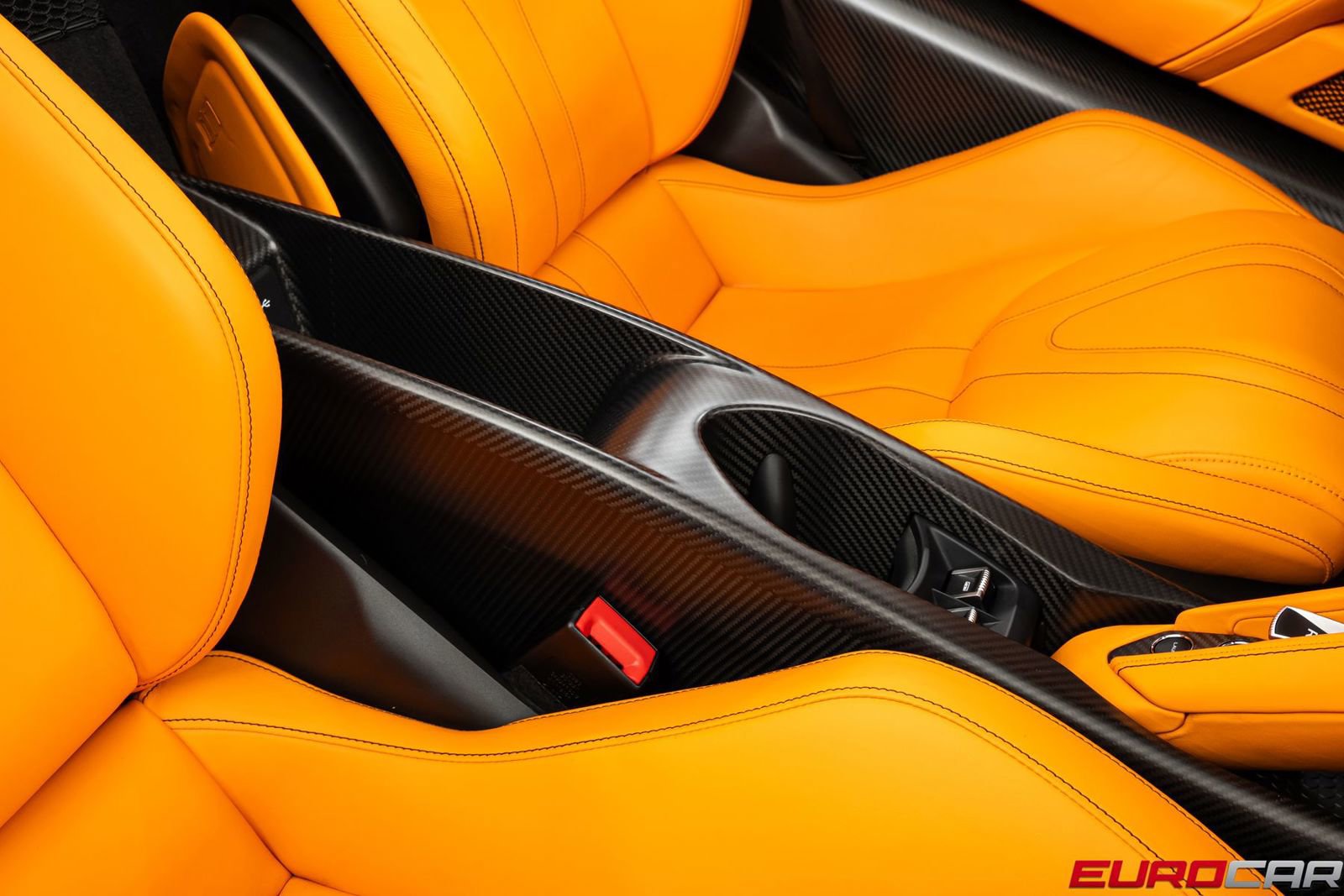 Used 2022 McLaren 765LT RWD image 38