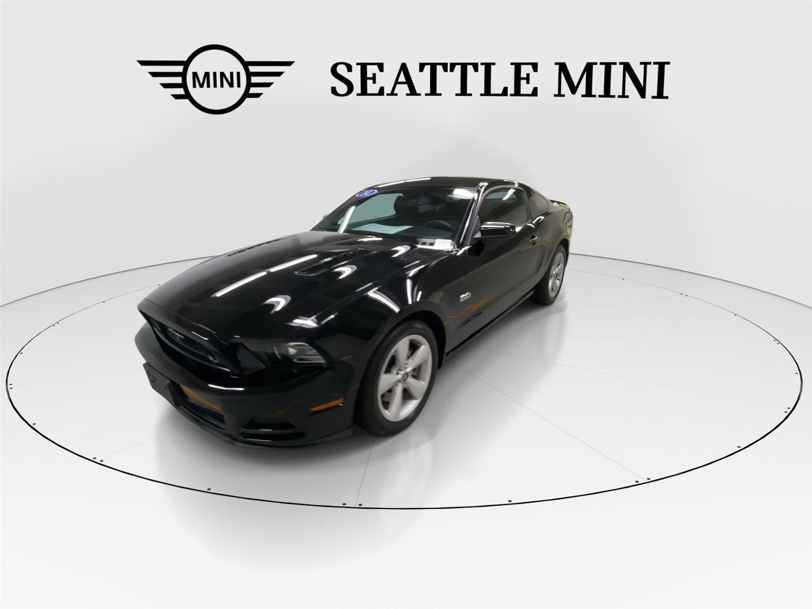 Used 2014 Ford Mustang GT w/ Equipment Group 301A RWD image 4