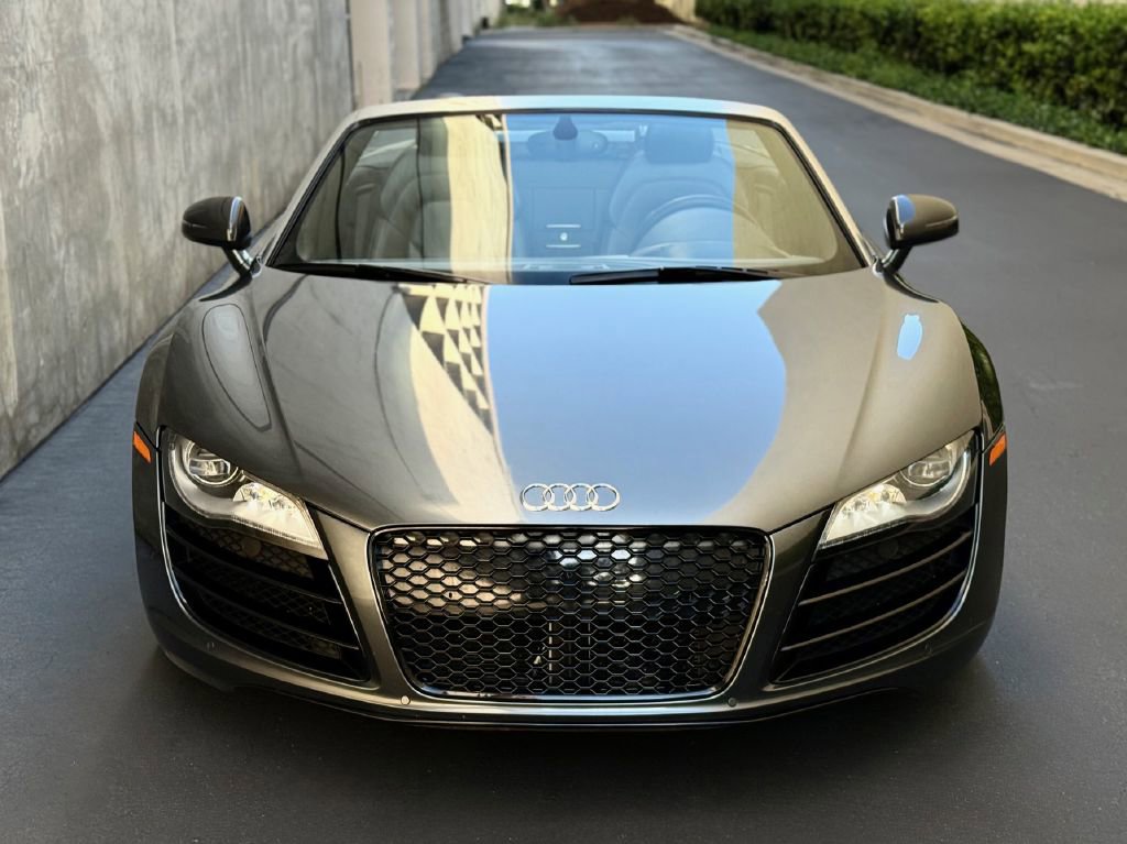 Used 2012 Audi R8 V10 image 3