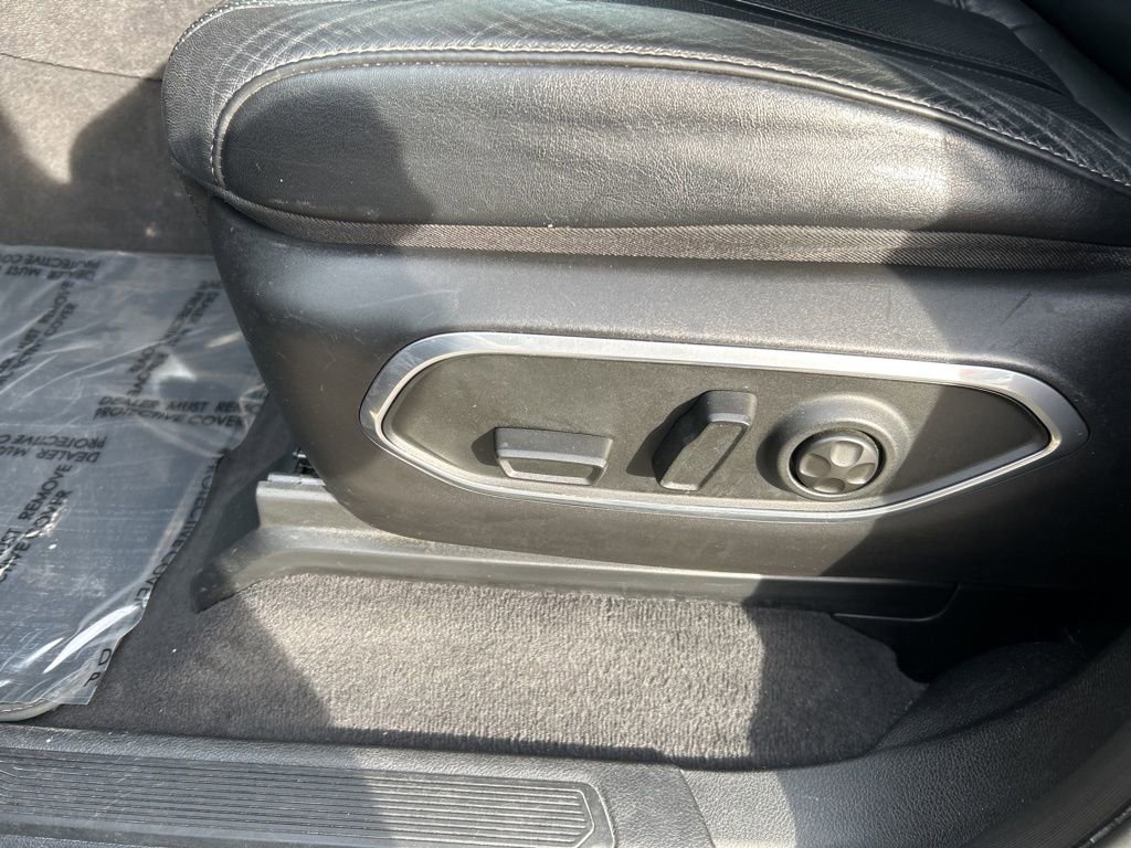 Used 2024 Jeep Wagoneer L Series II w/ Flexible Seating Group image 19