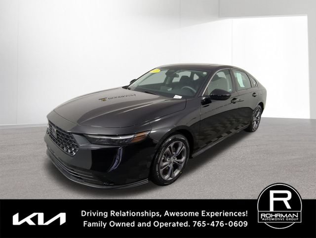 Used 2023 Honda Accord EX image 11