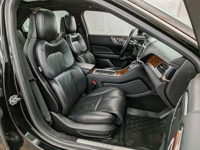 Used 2017 Lincoln Continental Reserve w/ Climate Package AWD/4WD image 24