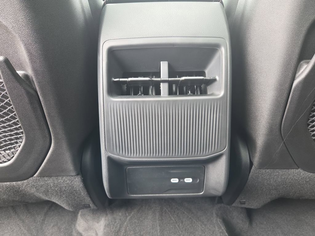 Used 2025 Jeep Wagoneer S Limited image 32