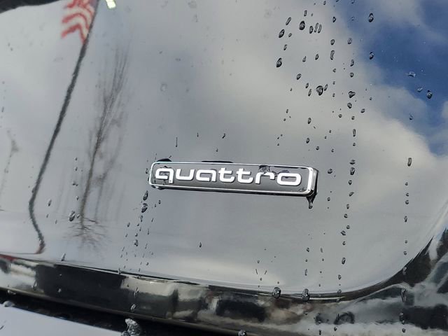 Used 2025 Audi Q5 e Premium Plus w/ Premium Plus Package image 7