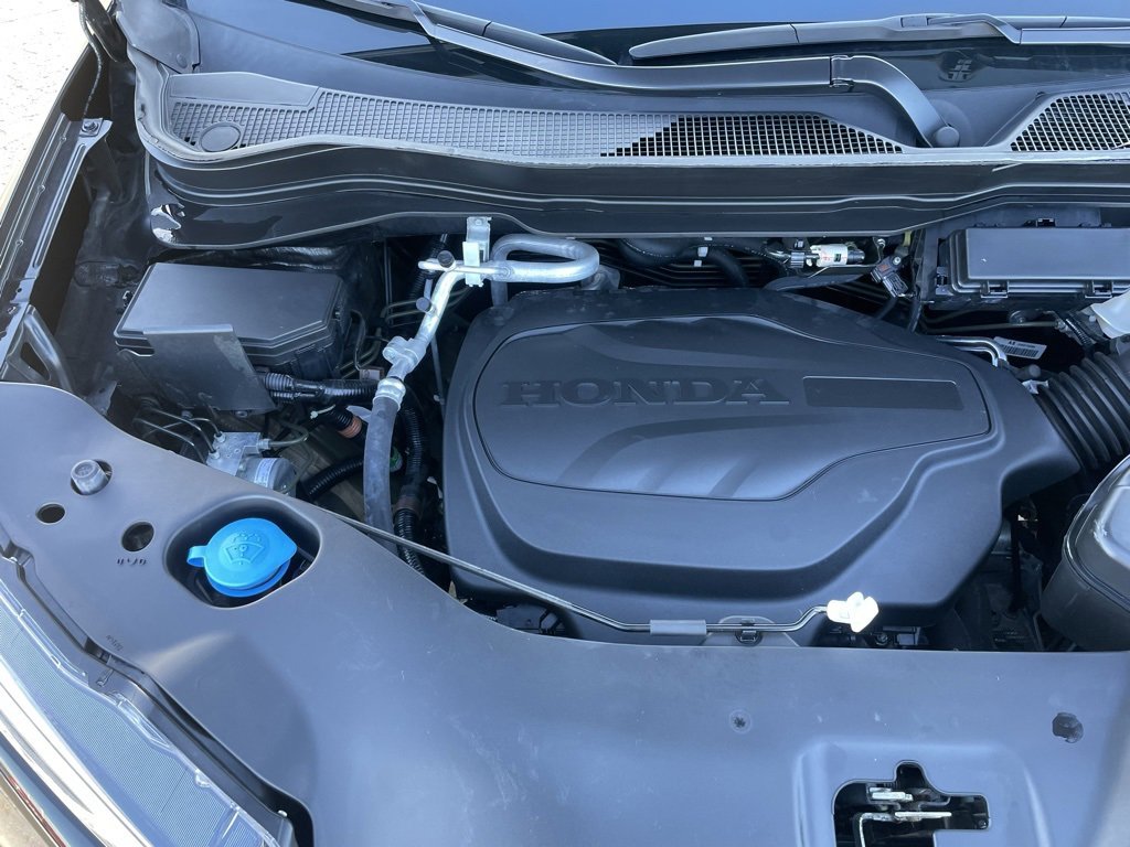 Used 2022 Honda Pilot Sport image 36