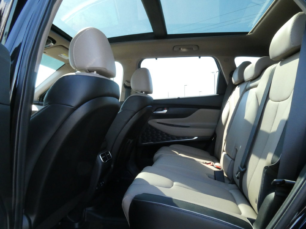 Used 2023 Hyundai Santa Fe Limited AWD/4WD image 20