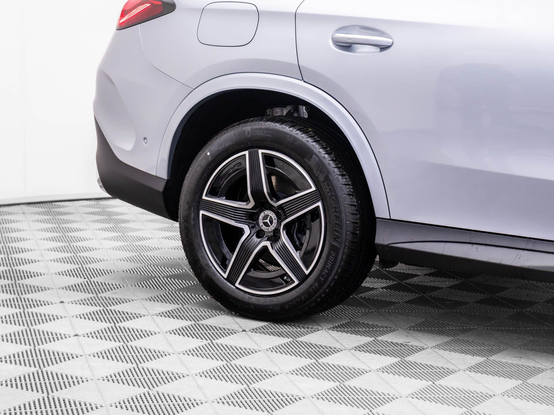 New 2026 Mercedes-Benz GLC 300 4MATIC image 36