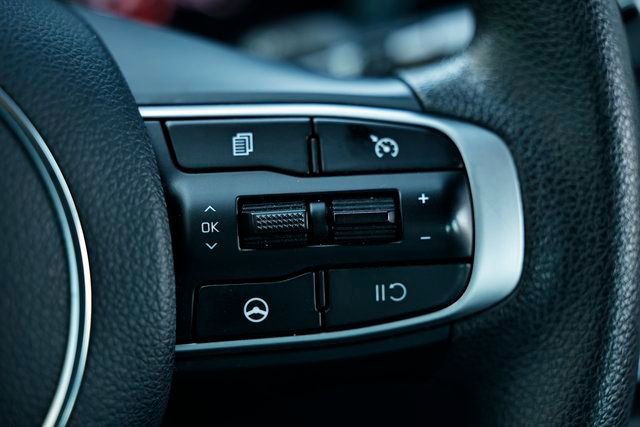 Used 2024 Kia K5 LXS image 33