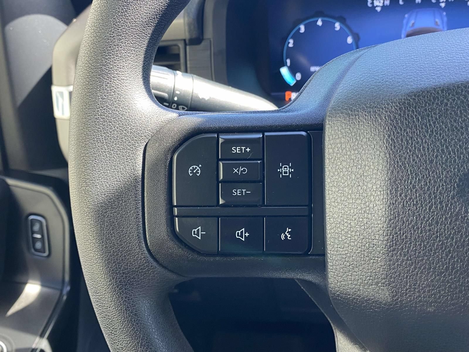 Used 2024 Ford F150 XL w/ Equipment Group 103A High AWD/4WD image 19