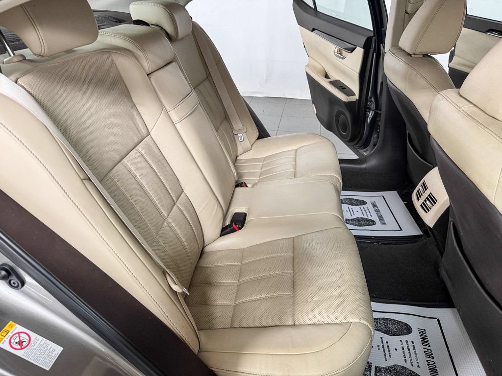 Used 2017 Lexus ES 350 w/ Luxury Pkg & Navigation w/ Luxury Package FWD image 11