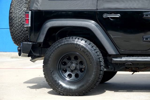 Used 2010 Jeep Wrangler Unlimited Sport image 30